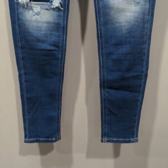 NWT Kancan Women's High Rise Super Skinny Size 7/27 Destroyed Stone Wash - Picture 6 of 14